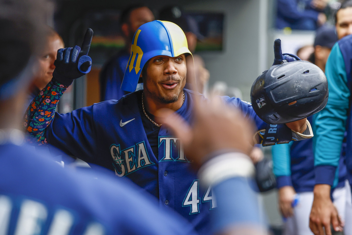 His historic contract ensures that the J-Rod Show will play in Seattle—and, the Mariners hope, in October—for at least seven more years.